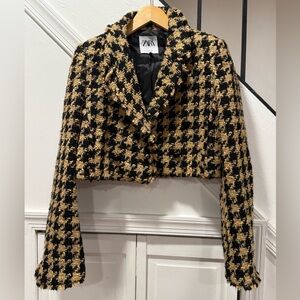 Zara Black and Tan Cropped Houndstooth Blazer Size Medium